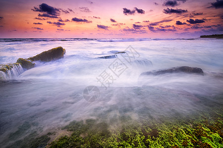 梦幻海景彩霞中的海景背景