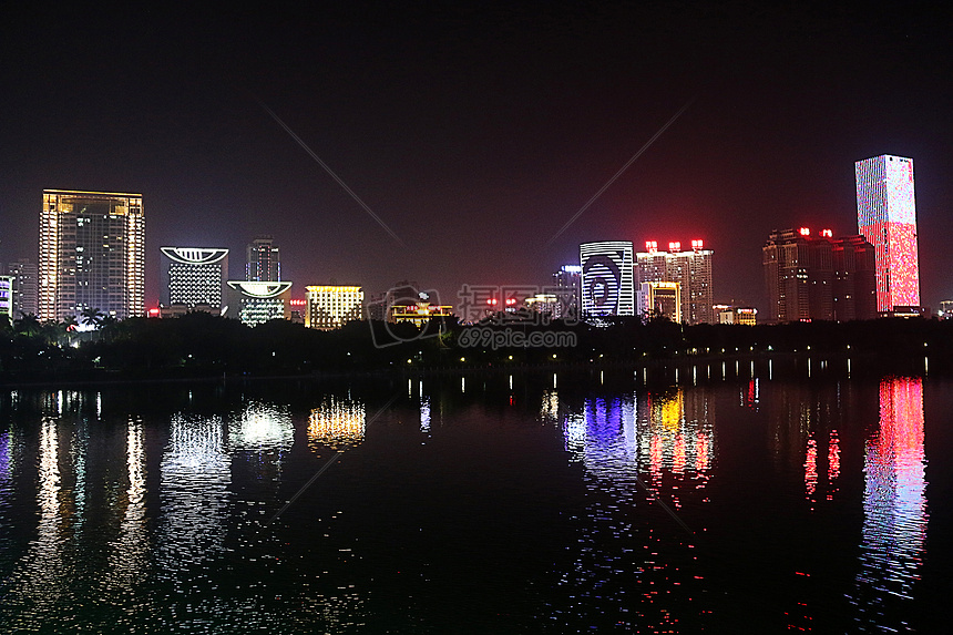 夜景 南宁 华灯初上图片