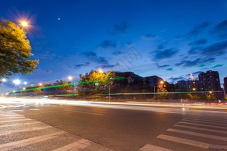 青岛老城城市道路夜景背景