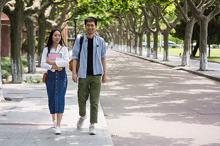 大学校园人像照片背景