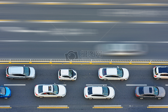 交通道路汽车图片