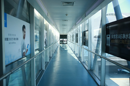 机场廊桥背景图片