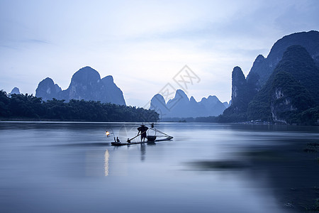 桂林山水漓江渔火背景