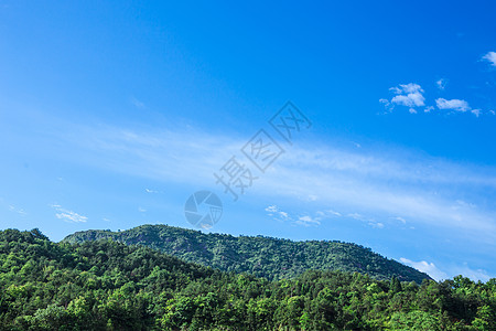 电塔透明素材清新自然山蓝天白云背景背景