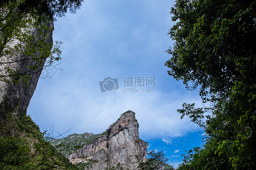 清新景区大气山脉山峰风景图片