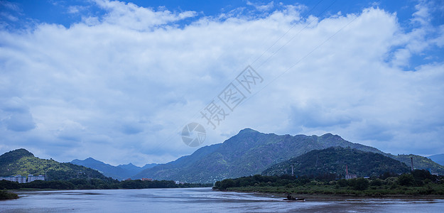 清新自然大气清澈楠溪江风景背景图片
