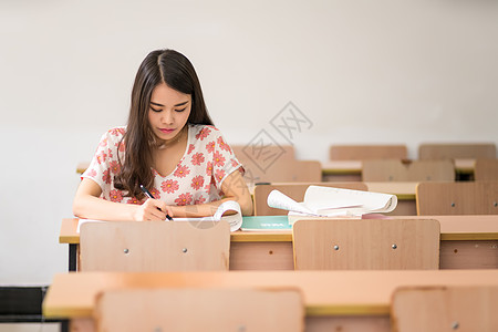 学校学习毕业考试高清图片