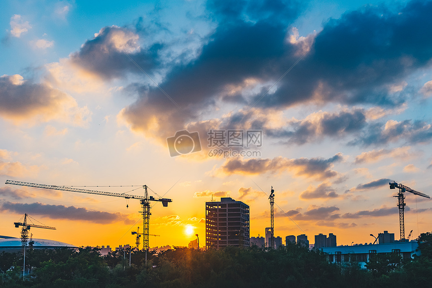 城市黄昏日落