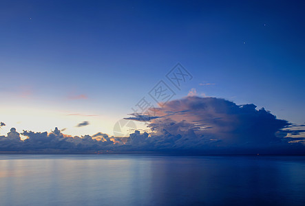 门海报海天一色的宁静大海背景