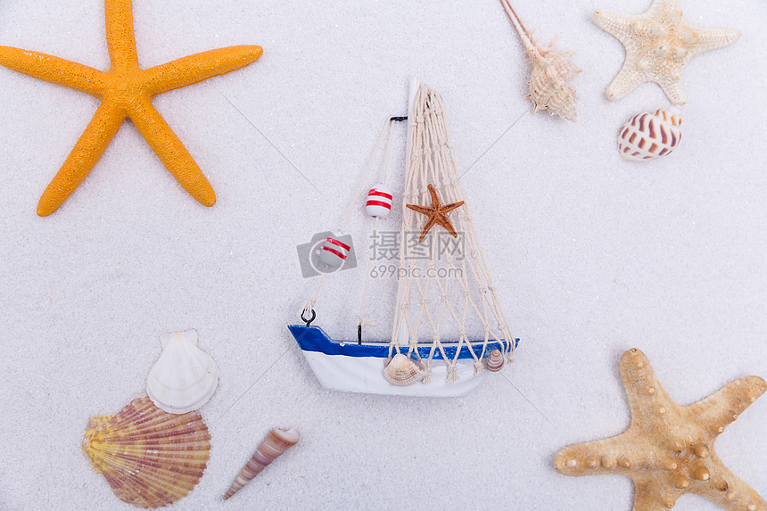夏日沙滩海星帆船素材图片