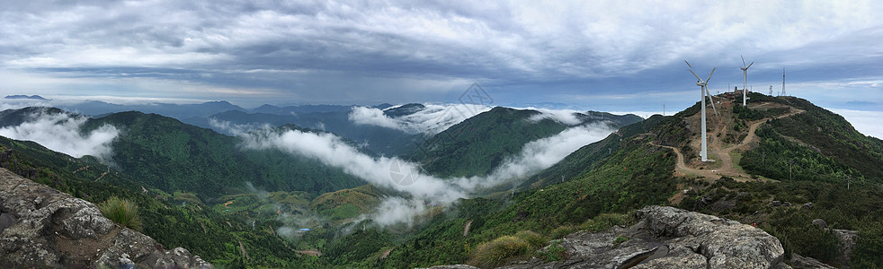 口苍山云海风车全景图图片