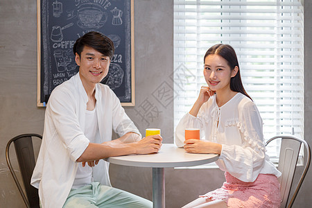 假装在约会图片_假装在约会素材_假装在约会高清图片_摄图网图片下载