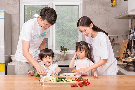 样板间厨房年轻父母与孩子一起在厨房做饭背景