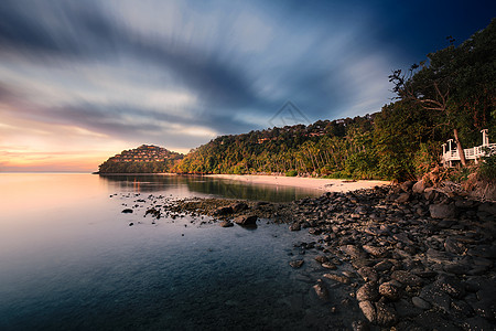 国外海边夕阳下的海岛风景背景