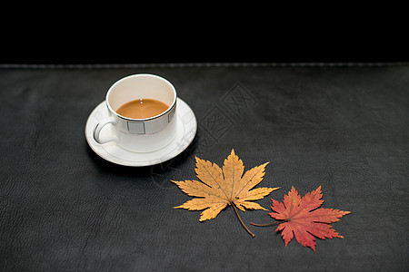 咖啡枫叶图片
