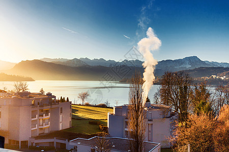 欧洲美景湖边小屋日出美景背景