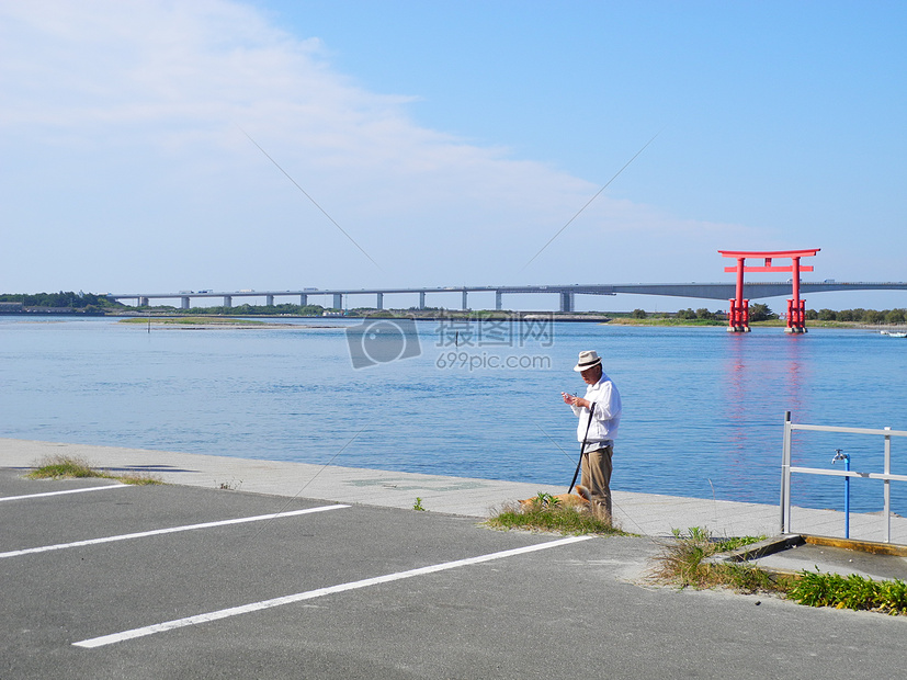 日本的夏天海边图片