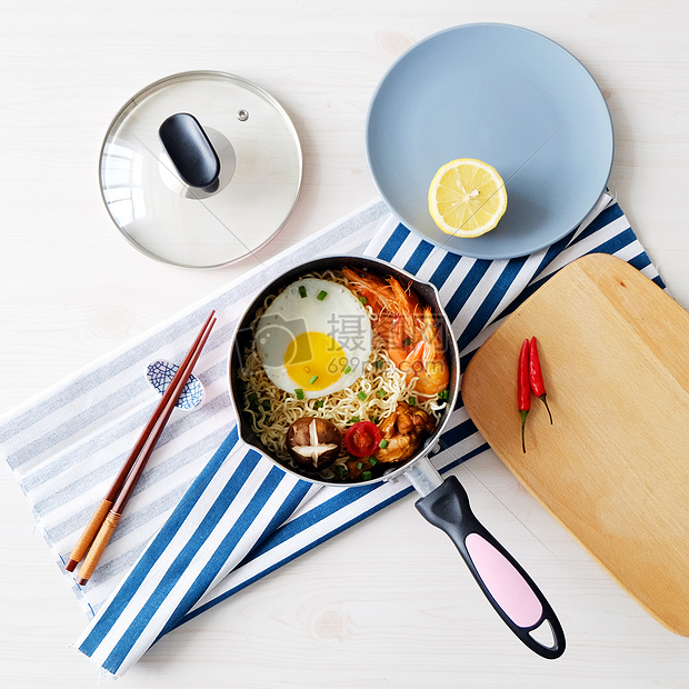 一人食泡面 ins风美食摄影图片素材_免费下载