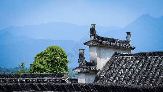 蓝天绿水徽派古建筑老房子屋顶背景