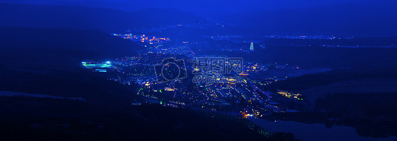 古镇夜景全景图图片