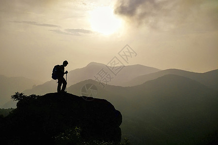 登山者背景图片