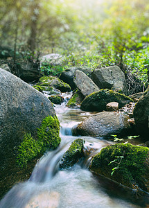 山间石头山间河水小溪创意摄影背景