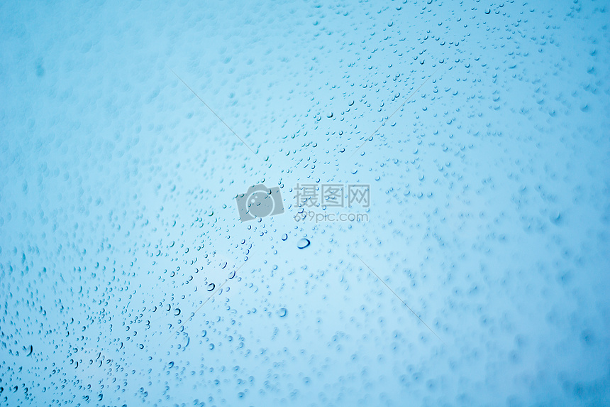 玻璃雨水滴背景图片