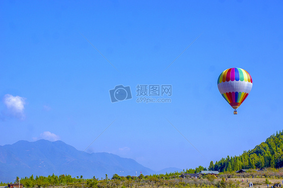 火山热气球图片