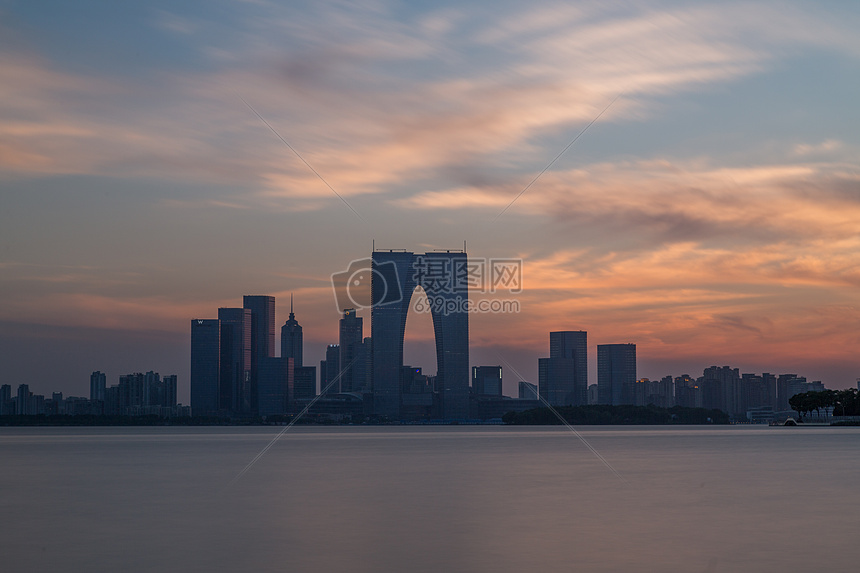 苏州金鸡湖夕阳图片