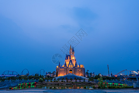 济南欧乐堡夜景高清图片