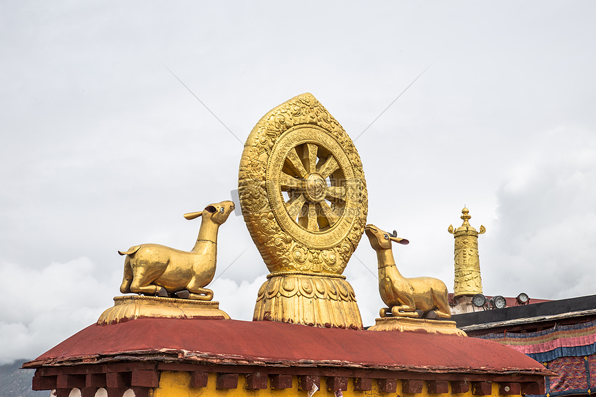 西藏拉萨大昭寺风光图片