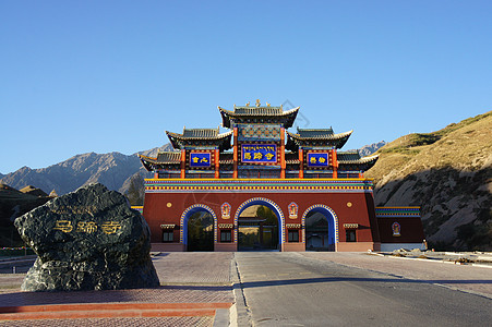 大别山石窟甘肃张掖马蹄寺背景