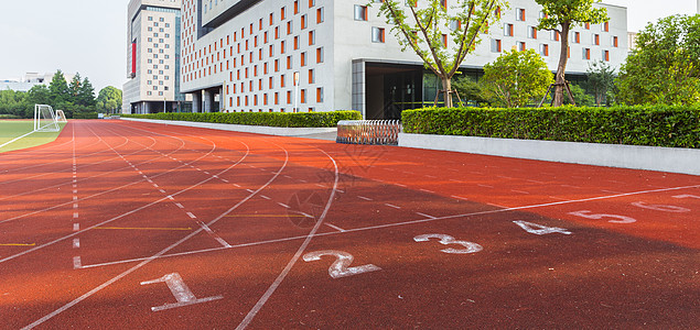 雅典学院上海视觉艺术学院操场跑道背景