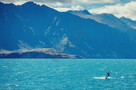 国外面膜素材夏天海上冲浪背景