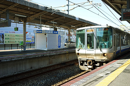 日本火车JR线路站台图片