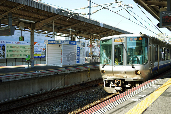 日本火车jr线路站台