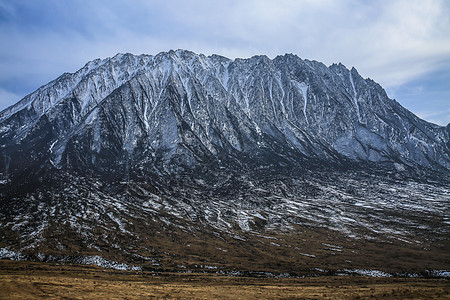 青海雪山图片