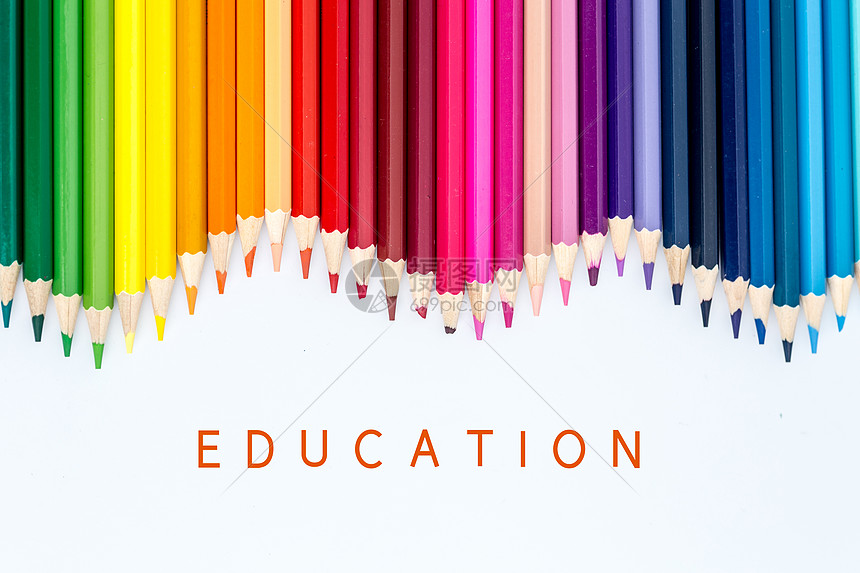 彩色铅笔绘画教育培训图片