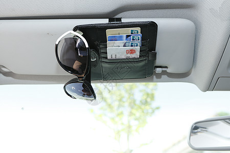 车内手机支架图片_车内手机支架素材_车内手