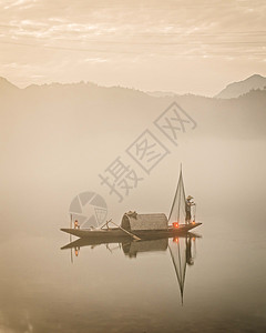 夕阳水墨复古渔船背景