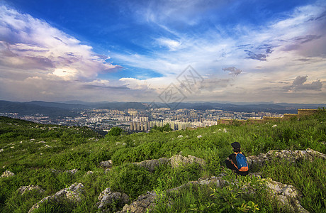 登山者背景图片