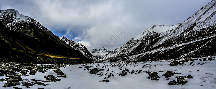 自然全景青海岗什卡雪山背景