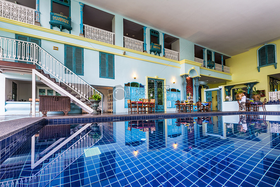 酒店室内游泳池图片
