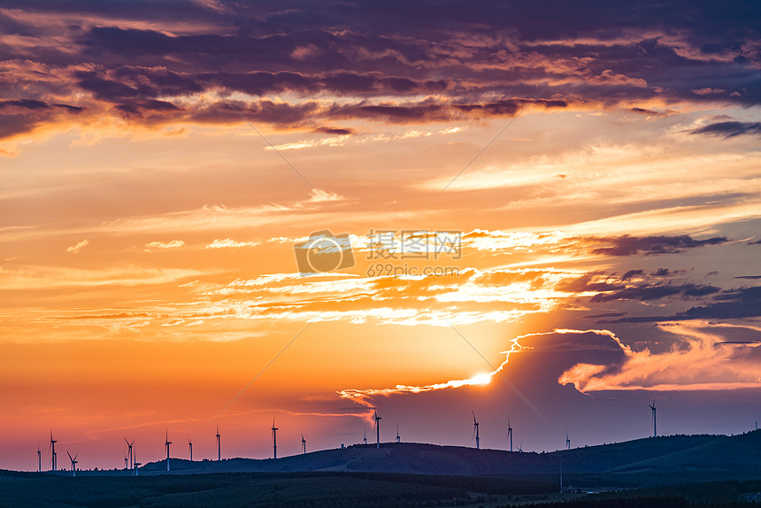 草原夕阳图片