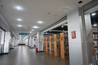 大学图书馆图片