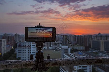 夕阳红画中火烧云背景