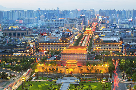 长安中轴线西安钟楼夜景高清图片