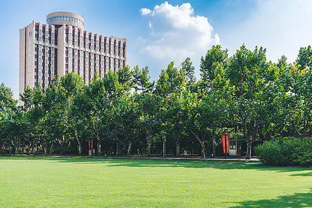 海沧中学大学校园环境背景