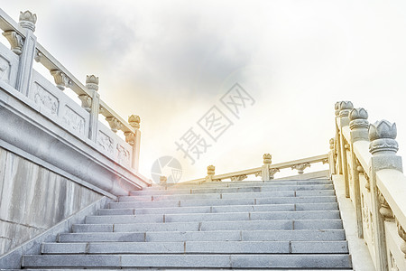 朝气背景延伸的阶梯背景