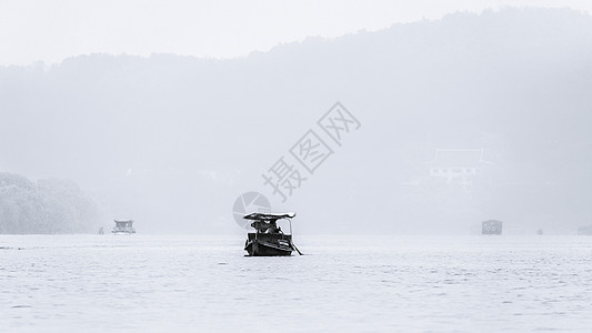 雾蒙西湖朦胧美松湖花海高清图片